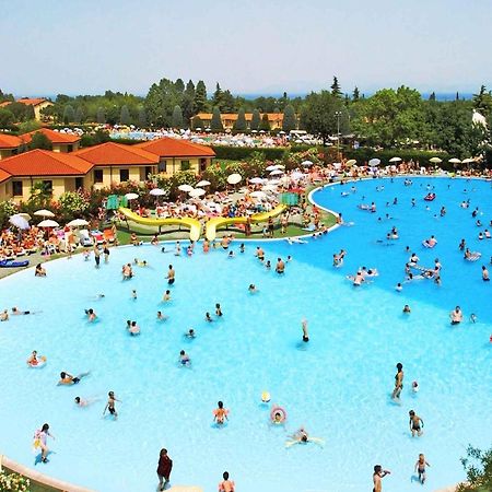 Camping Bella Italia In Peschiera Del Garda - Gardasee 아파트 외부 사진