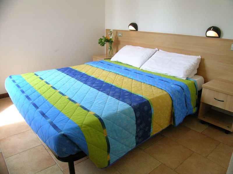 Camping Bella Italia In Peschiera Del Garda - Gardasee 아파트 외부 사진